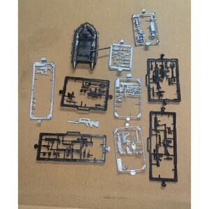 G.I. Joe Mixed Lot of 40+ Plastic Weapons Rifle Guns Military Tree Spurs